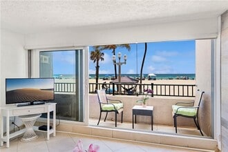 Building Photo - 201 Van Buren St