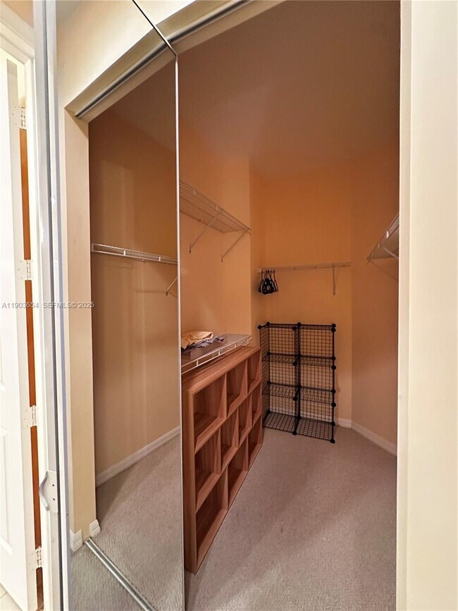 Building Photo - 606 Mariner Bay Blvd