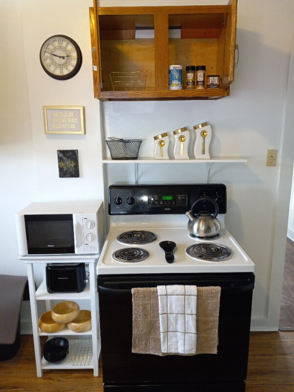 Building Photo - 2 W Pacific St