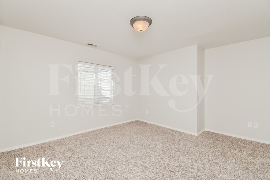 Building Photo - 4139 Ascendant Dr