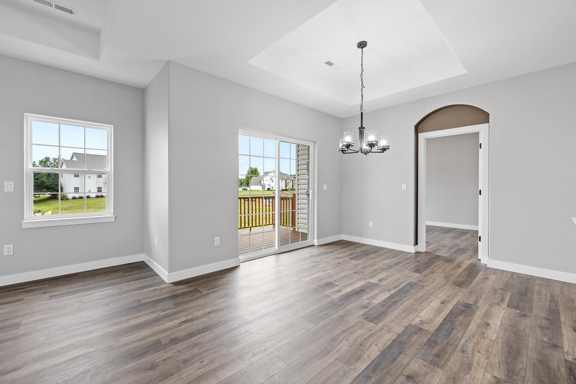 Building Photo - 1867 Woodland Way