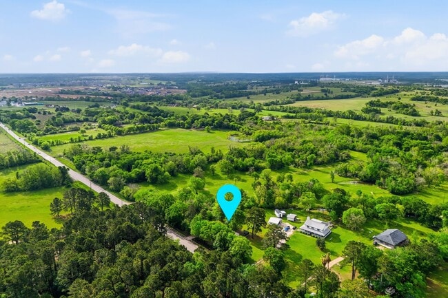 Building Photo - 11757 Calvary Rd