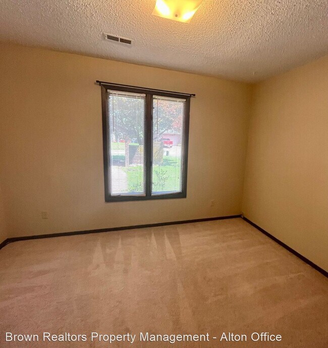 Building Photo - 2 br, 1 bath House - 1903 Muny Vista Ct., ...