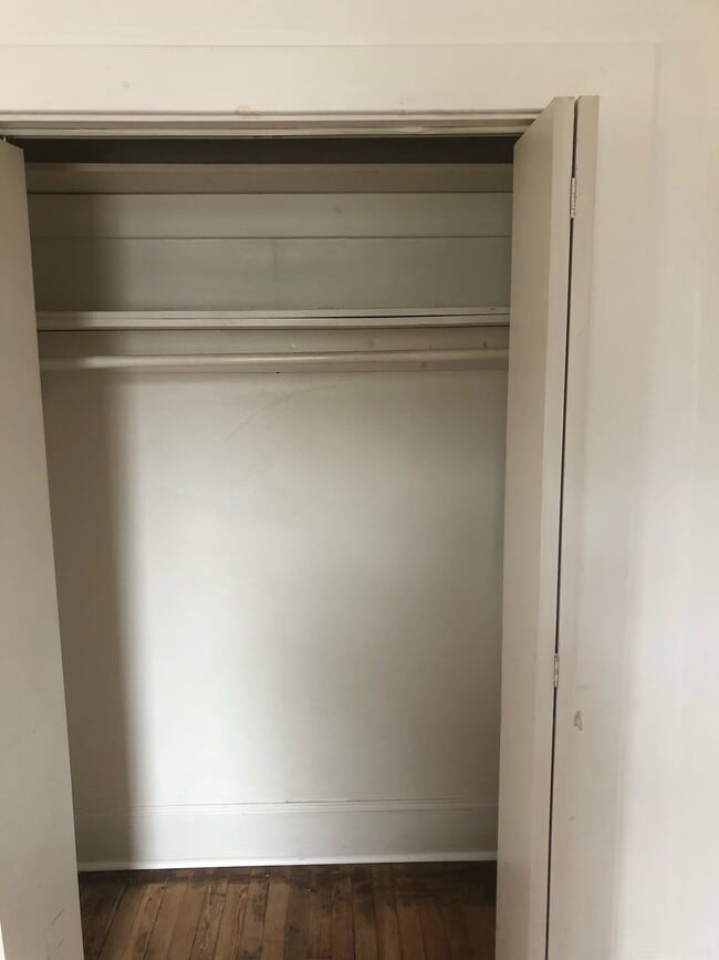 Building Photo - 902 Pittsburgh St