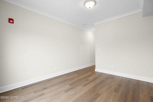 Building Photo - 112 Brighton Ave