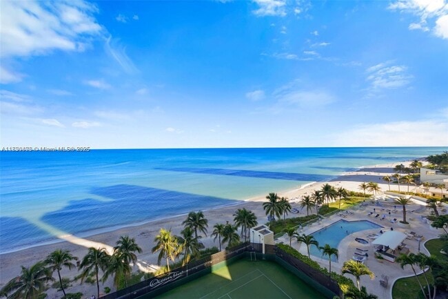 Building Photo - 19111 Collins Ave