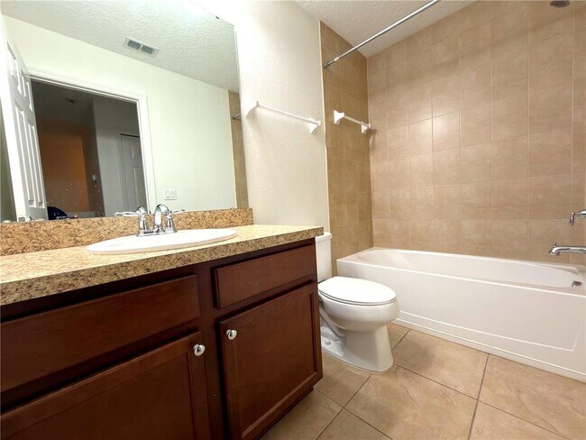 Building Photo - 1036 Laurel Ridge Ln