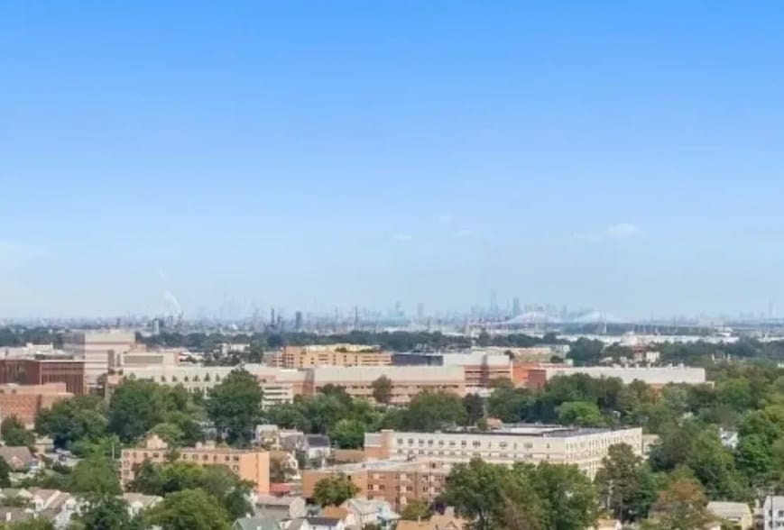 Building Photo - 1 Carriage City Plz