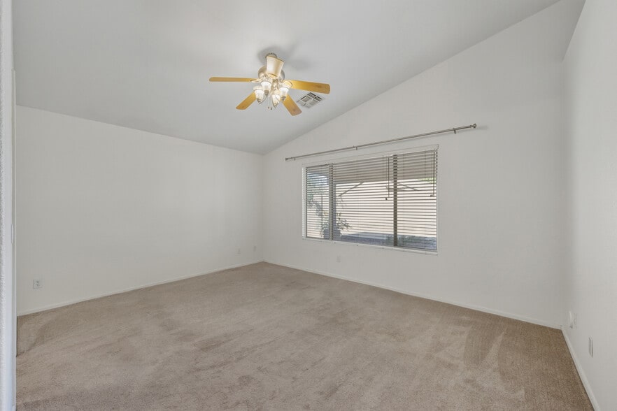 Building Photo - 6978 W Kings Ave