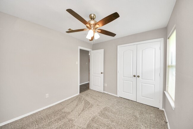 Building Photo - 24311 Hard Wood Dr