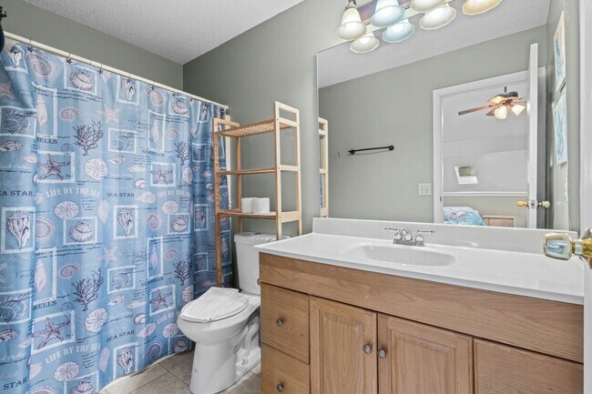 Building Photo - Free Utilities!! Seasonal Rental Available from Sept 10, 2025 through March 31, 2026