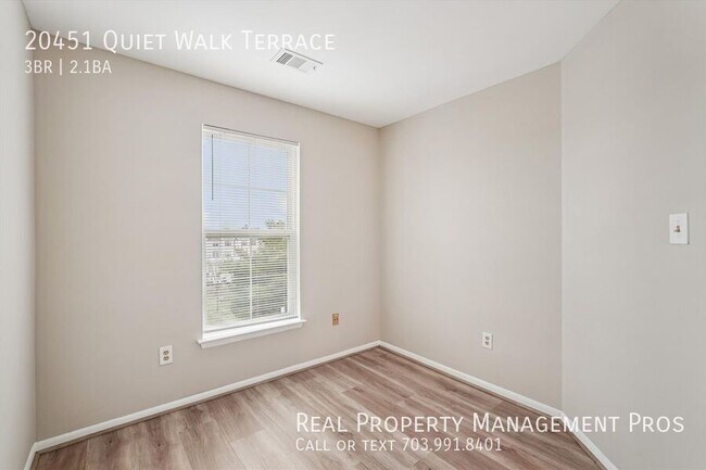 Building Photo - 20451 Quiet Walk Terrace