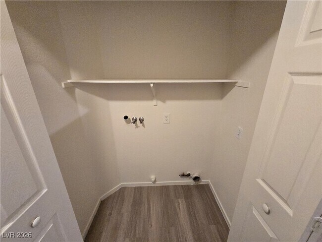 Building Photo - 4517 Blue Magic Way