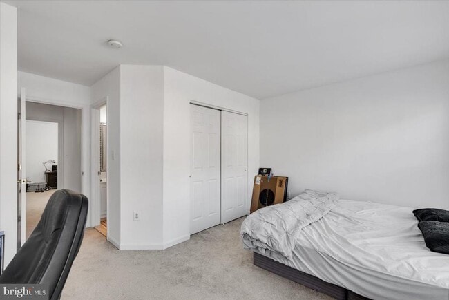 Building Photo - 15516 Three Otters Pl