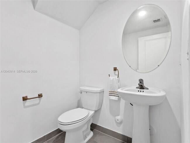 Building Photo - 28562 SW 134th Ct