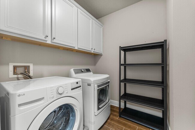 Building Photo - 29 Buddy Ln