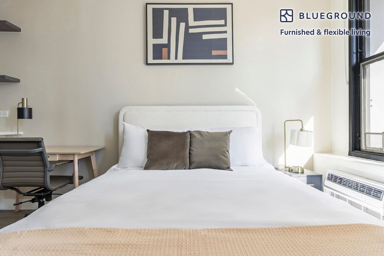 Building Photo - 21 E Chestnut St