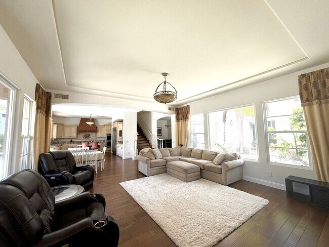 Building Photo - Rare Opportunity - House for Rent in Carme...