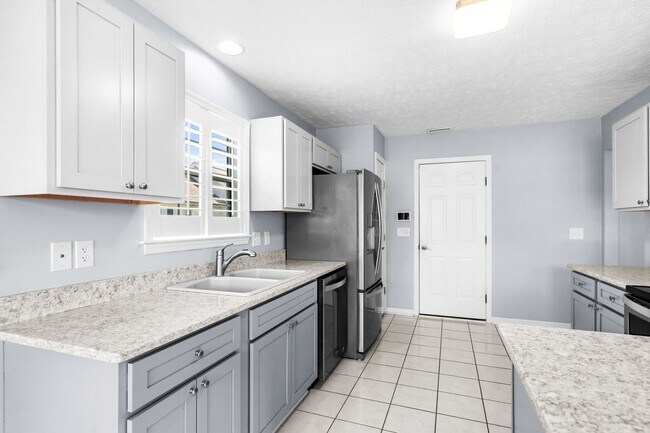 Building Photo - Golf Course Living Just Minutes from North Myrtle Beach – Long-Term Rental in Aberdeen