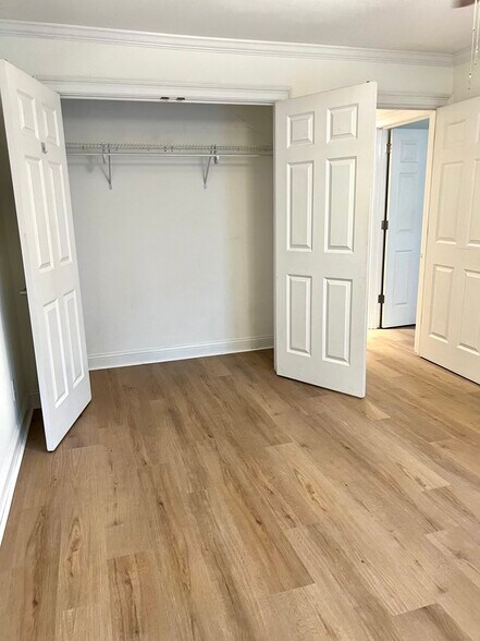 Building Photo - 317 W Taylor St