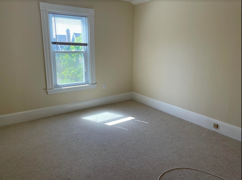 Building Photo - 22 Union St