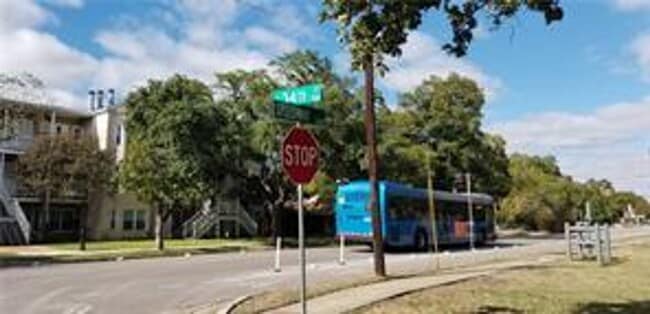 Building Photo - 103 E 34th St