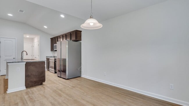 Building Photo - 157 Braxton Blvd