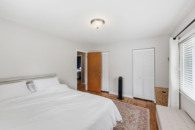 Building Photo - 2088 Zollinger Rd
