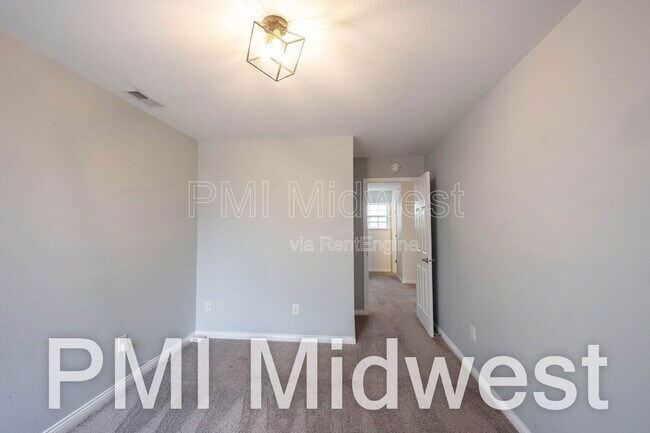 Building Photo - 18058 Cristin Way