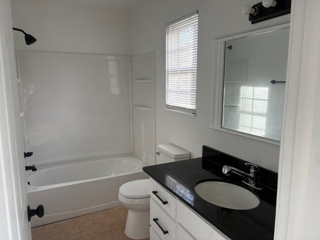 Building Photo - 16376 Hamestring Rd