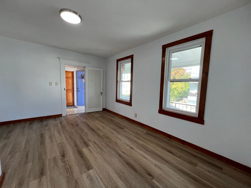 Building Photo - 185 Brownell St