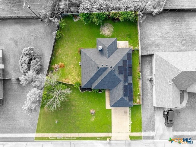 Building Photo - 605 Paintbrush Dr