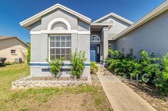 Building Photo - 7737 Manor Dr