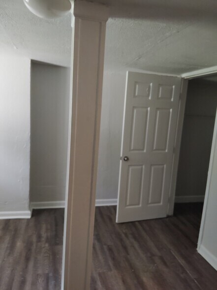Building Photo - 418 Holly Dr SE