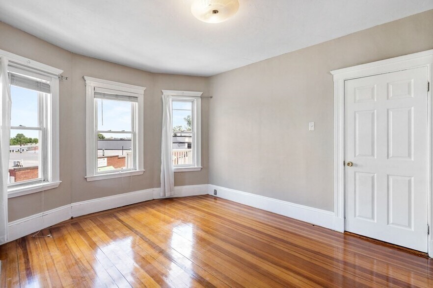 Building Photo - 73 Neponset Ave