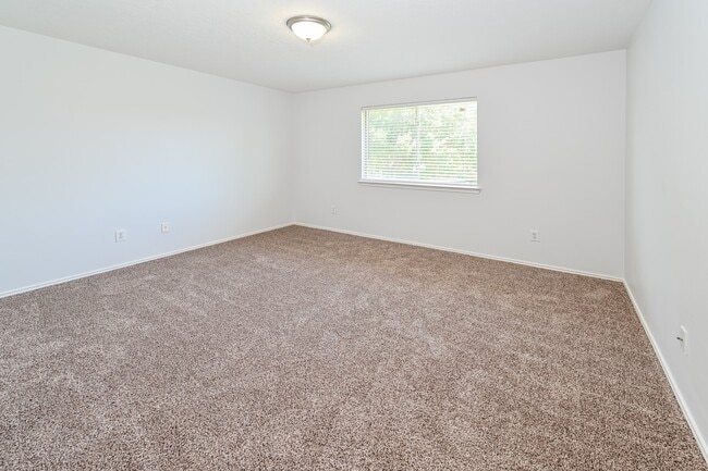 Building Photo - 11125 31st Ave N