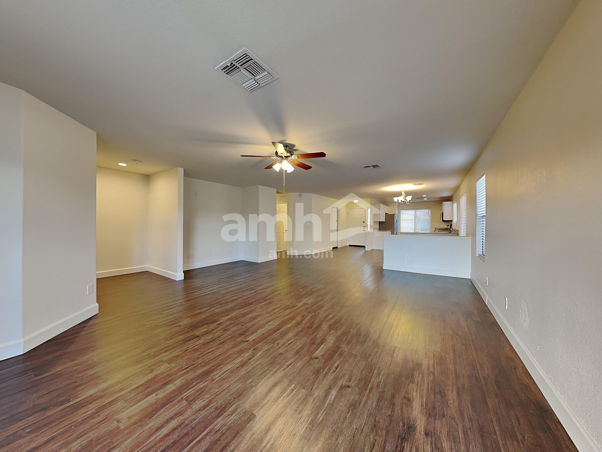 Building Photo - 12577 W Amelia Ave