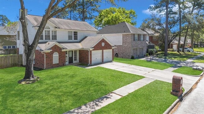 Building Photo - 15614 Lago Villa Dr
