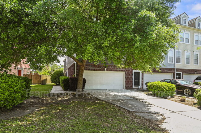 Building Photo - 9034 Parlor Dr