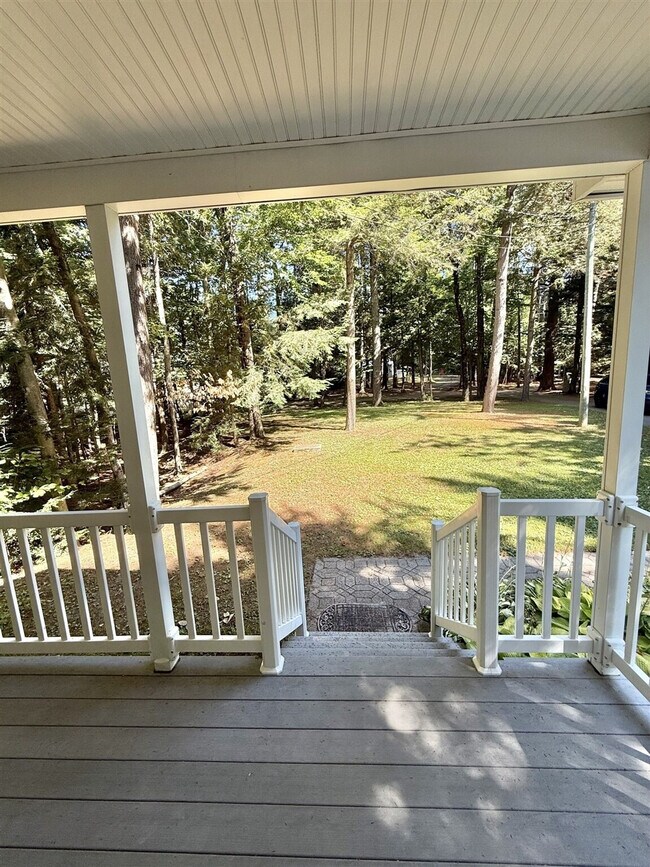 Building Photo - 164 Pine Point Rd