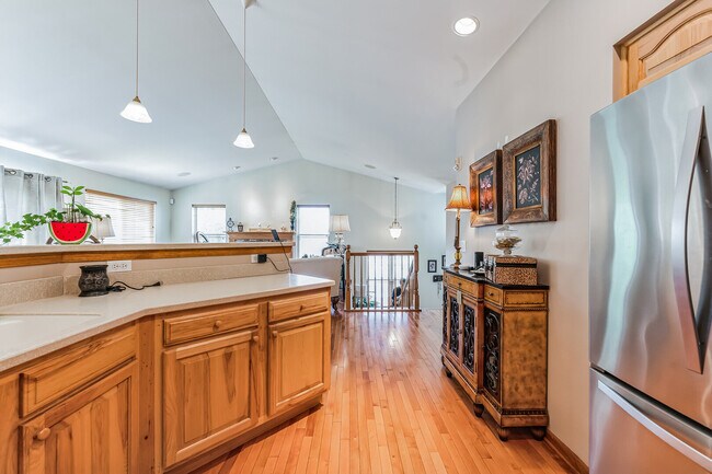 Building Photo - 3003 Saganashkee Ln