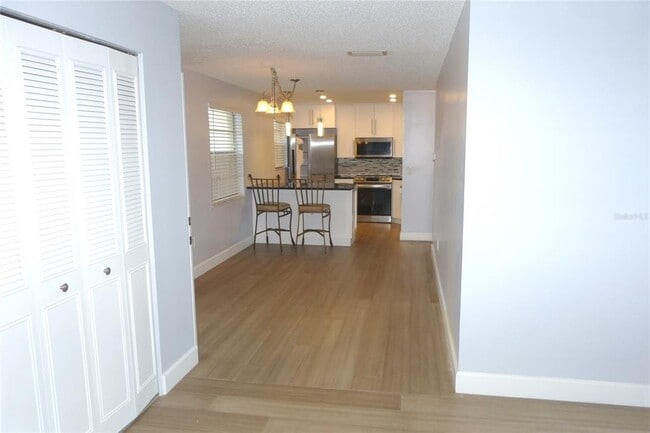 Building Photo - 2700 Bayshore Blvd