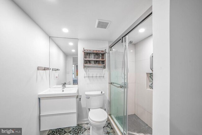 Building Photo - 929 Farm Haven Dr