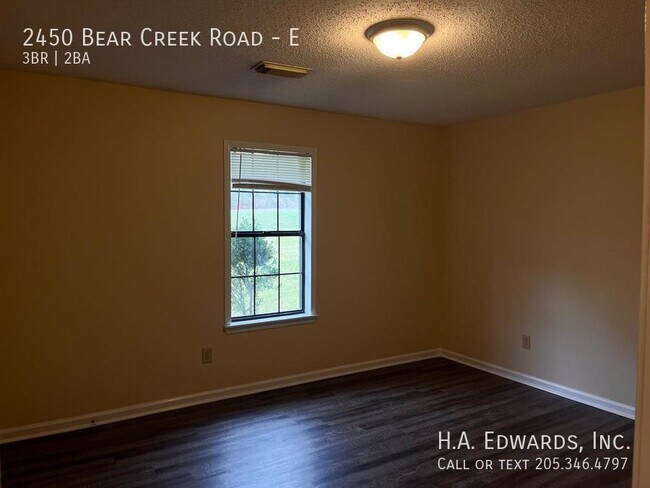 Building Photo - 2450 Bear Creek Rd