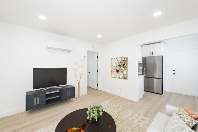 Building Photo - Curlew and Juniper Apartments