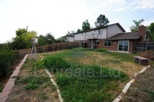 Building Photo - 6759 W Portland Ave