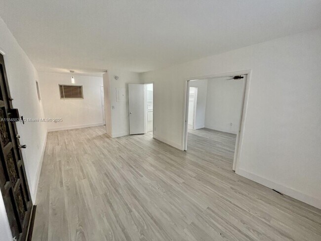 Building Photo - 218 Santillane Ave