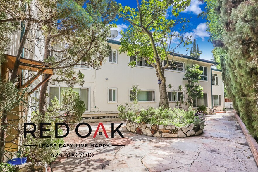Building Photo - 3401 Club Dr