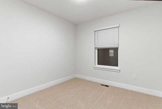 Building Photo - 5221 Manor Park Dr