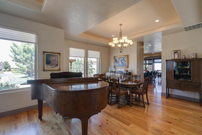 Building Photo - Stunning Luxury Home in Green Springs with...